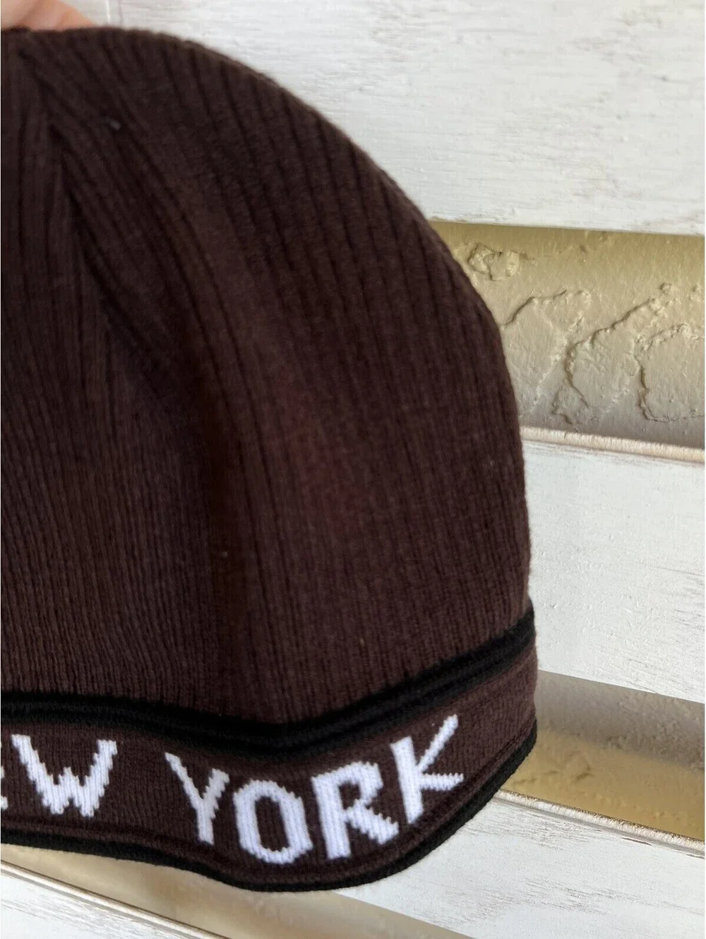 New York Basic Ribbed Beanie Brown Winter Hat Cap NEW.